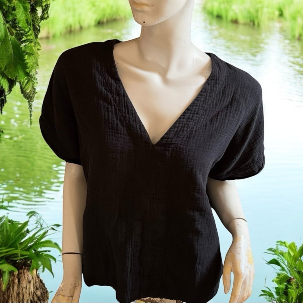Universal Thread black V neck short sleeve loung cruise wear top XL